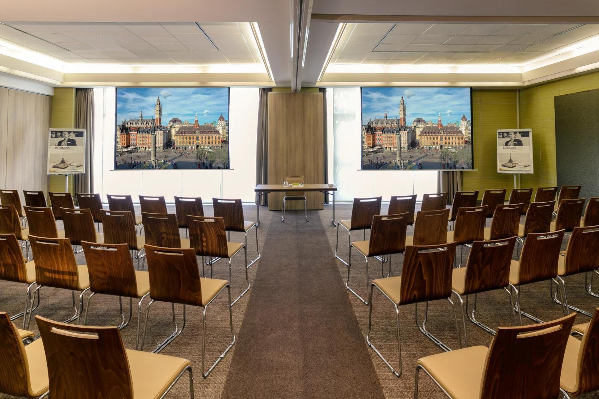 Hotel Mercure Lille Aeroport מראה חיצוני תמונה