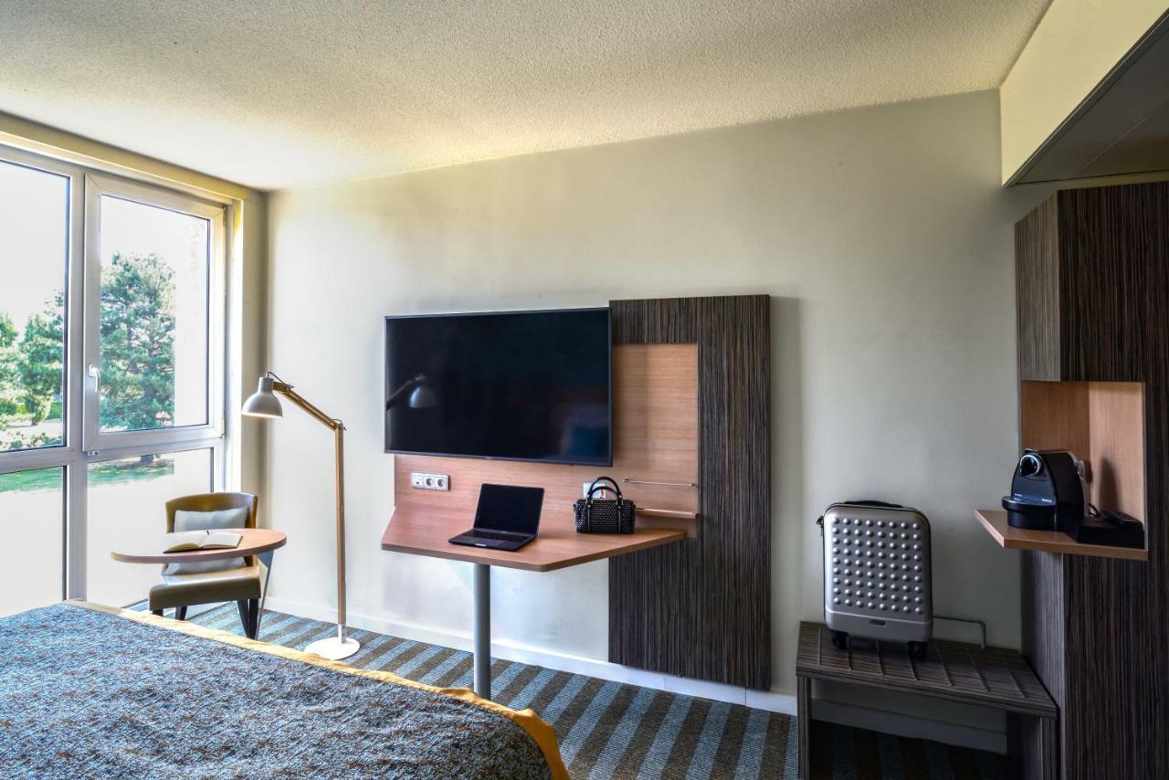 Hotel Mercure Lille Aeroport מראה חיצוני תמונה
