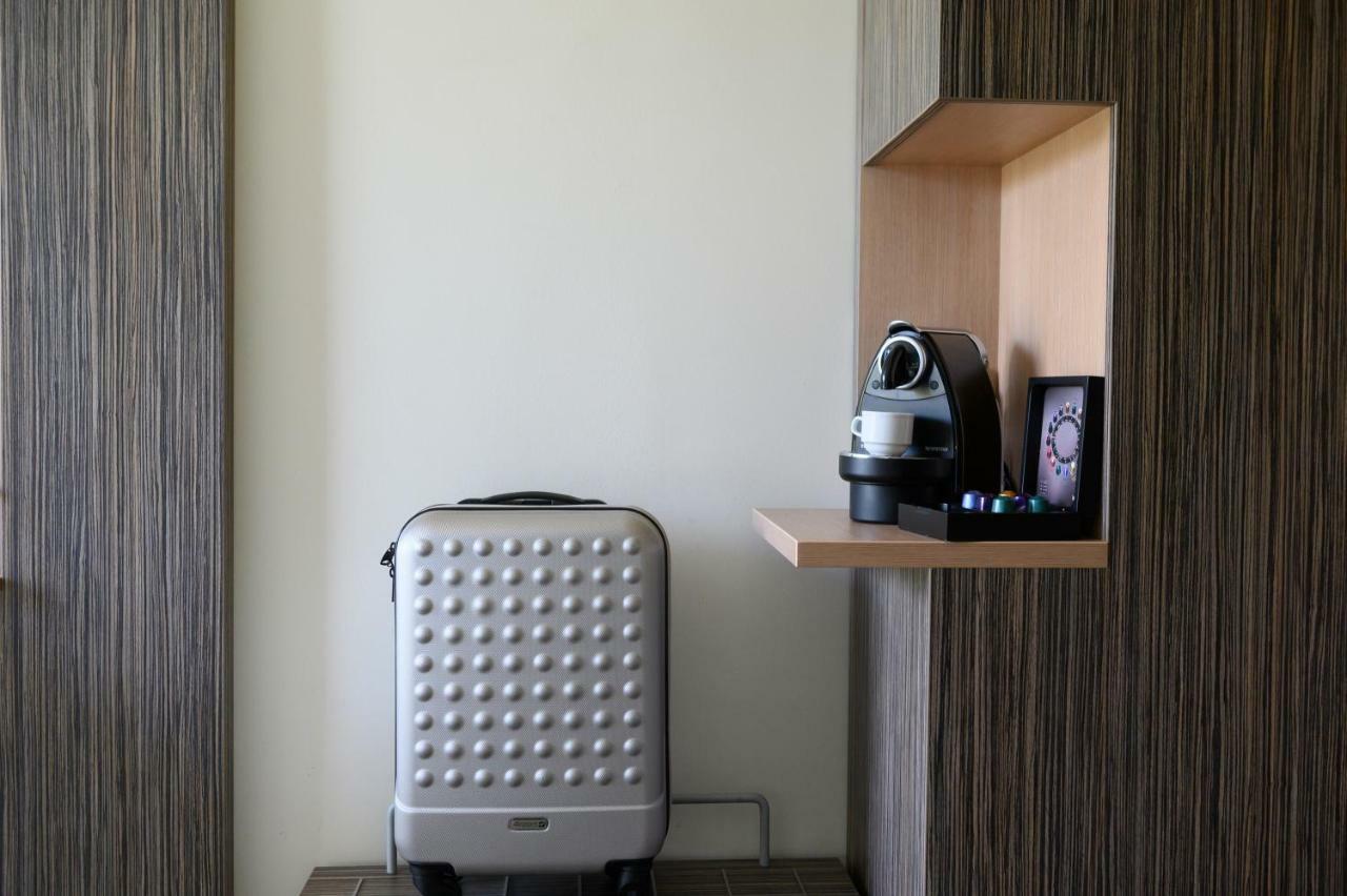 Hotel Mercure Lille Aeroport מראה חיצוני תמונה